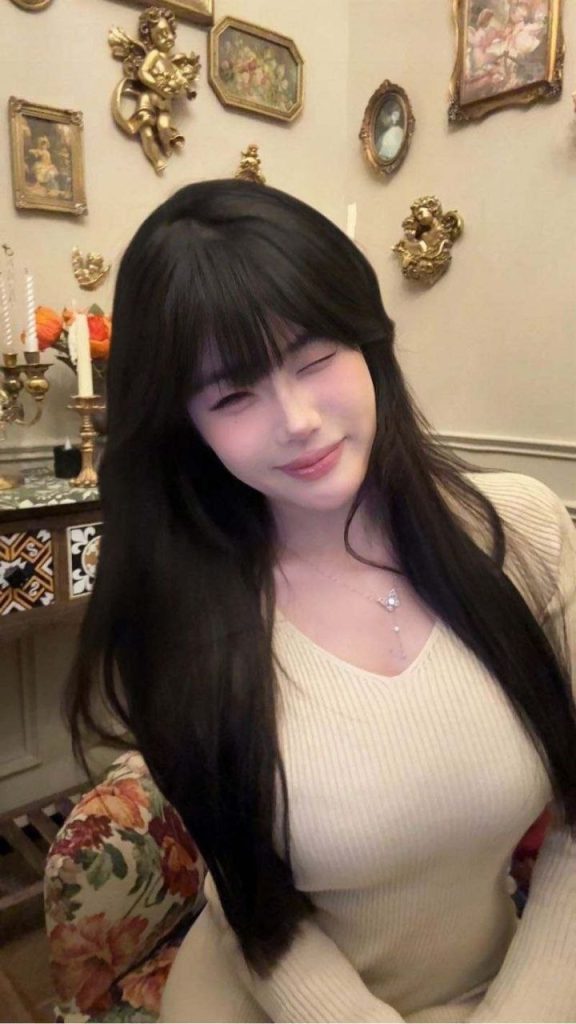 苏州外围 07年纯欲学妹清纯风 可爱型 完美女友feel相关配图