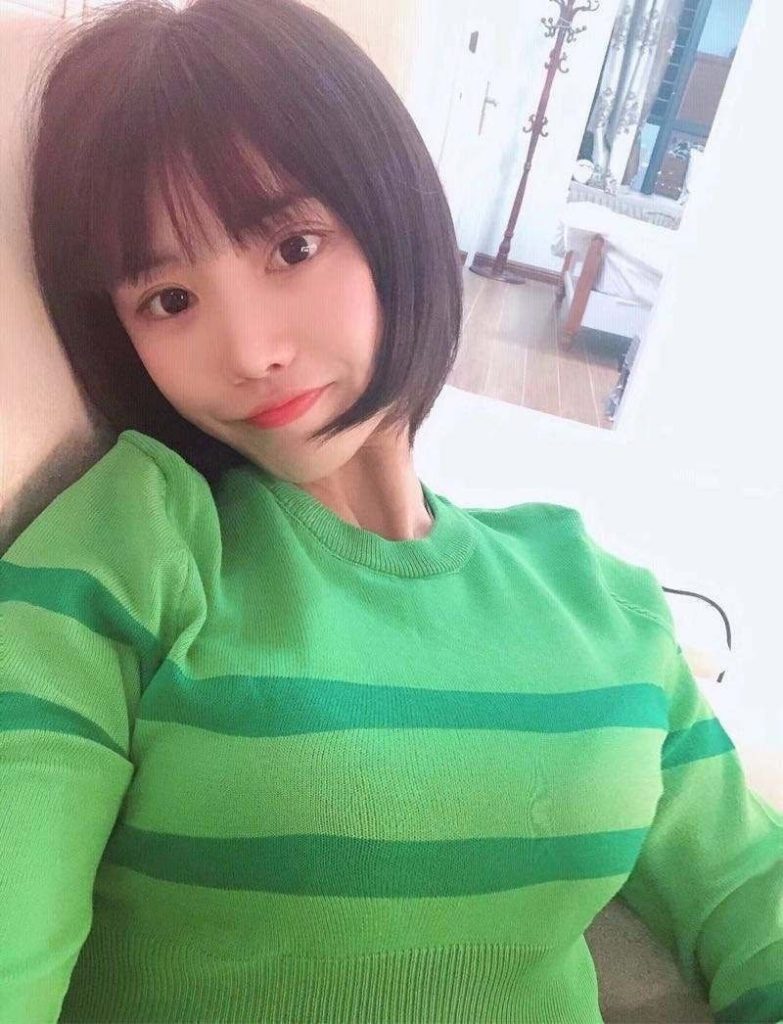 武汉外围 03年乖巧可爱小女生 嘴甜肤白相关配图