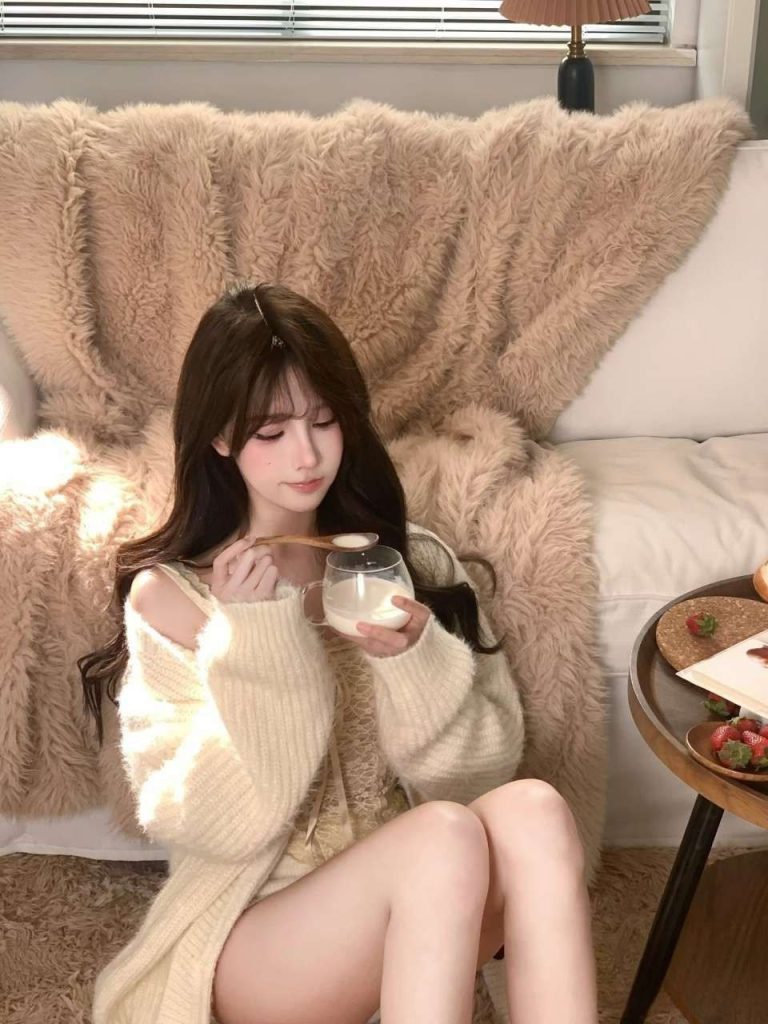 大连外围 05年兼职模特 超好的女友性格相关配图