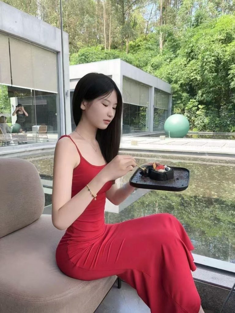 上海外围 06年领家女孩 清纯Jk相关配图