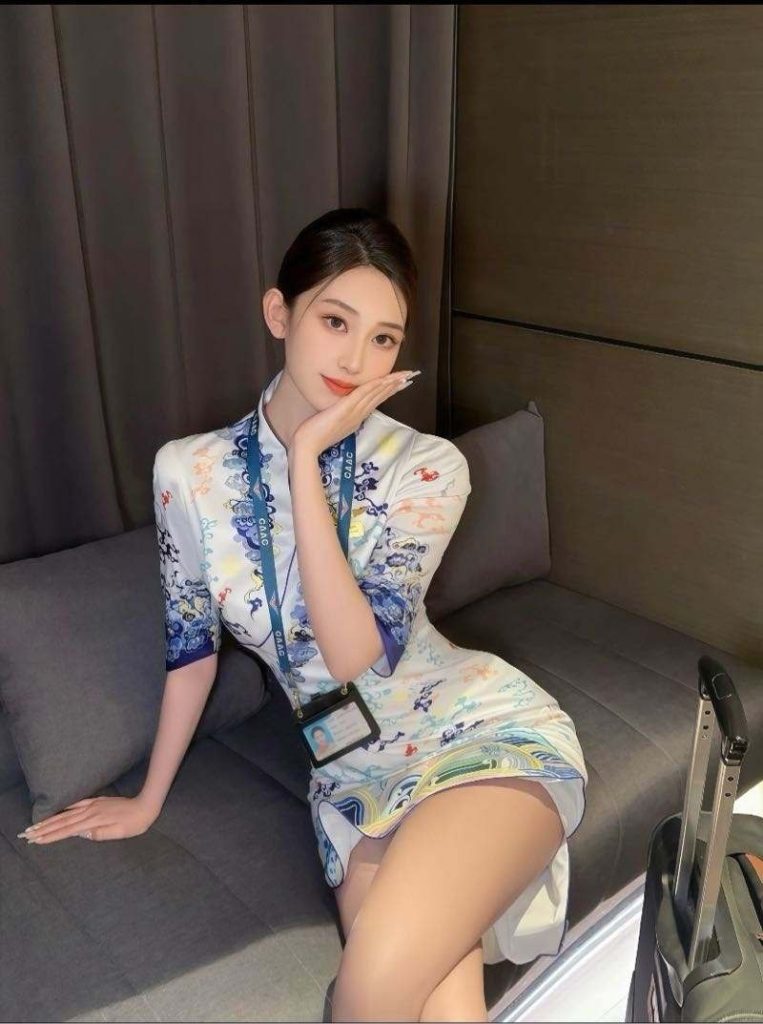 杭州外围 全身雪白无纹身 高素质 高情商 会聊天 常年瑜伽健身 服务一流海航空姐相关配图