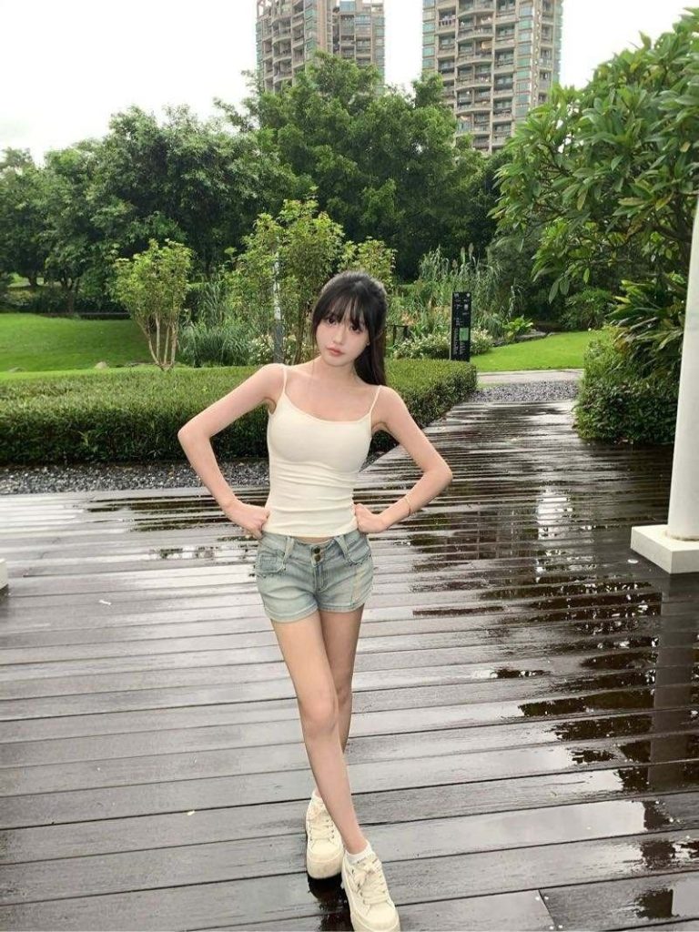 广州外围 亭亭玉立 楚楚动人 天使面容 千娇百媚 敏感体质容易高潮纯天然邻家小妹相关配图