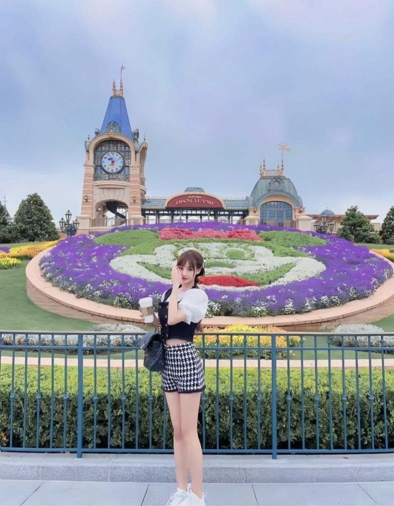 武汉外围 武汉音乐学院的川妹子初下水 甜美可爱 乖巧听话 皮肤白皙相关配图