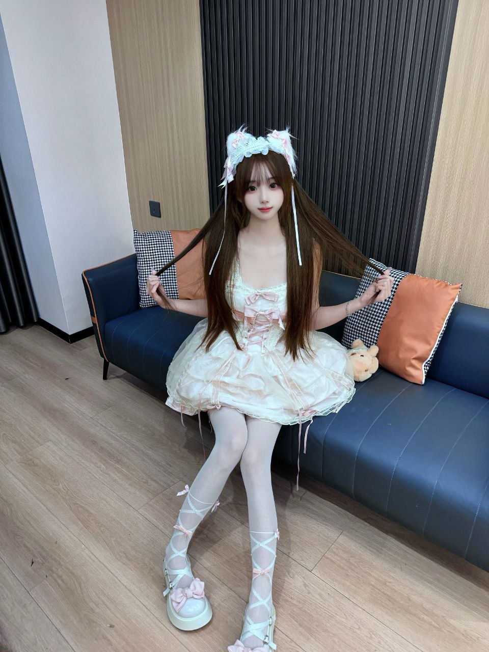 广州外围 07年小佳 极品萝莉小巧玲珑