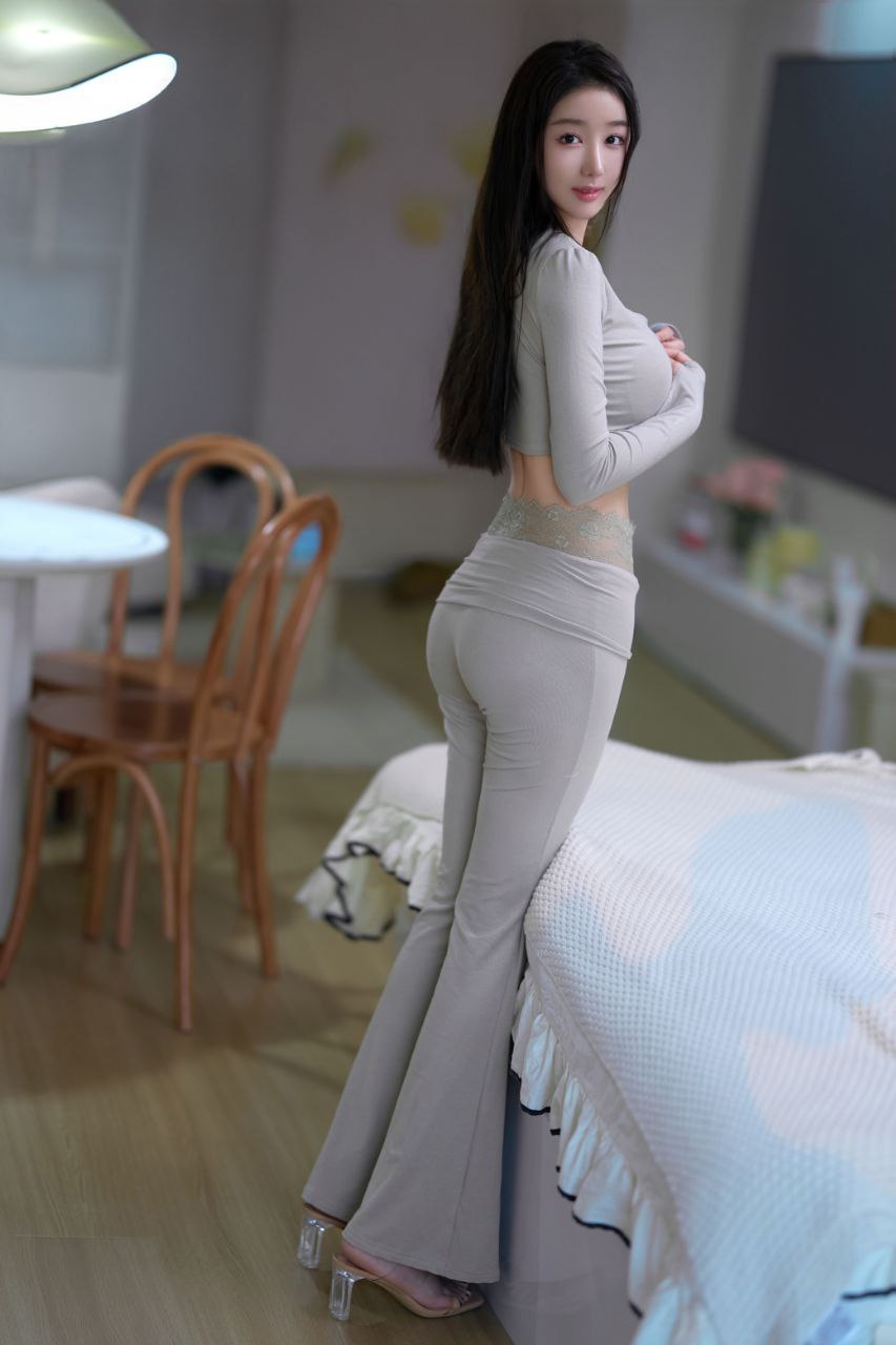 北京外围 170真正的漫画身材 丰乳肥臀细直长腿
