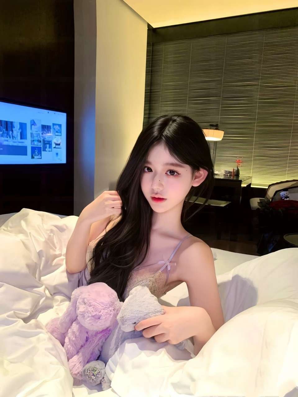 北京外围 06年纯欲甜美系校花 童颜巨乳 