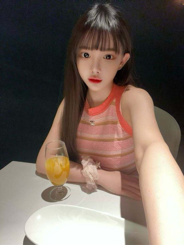 北京外围 167樱花妹 抖音网红chinajoy coser童颜巨乳相关配图