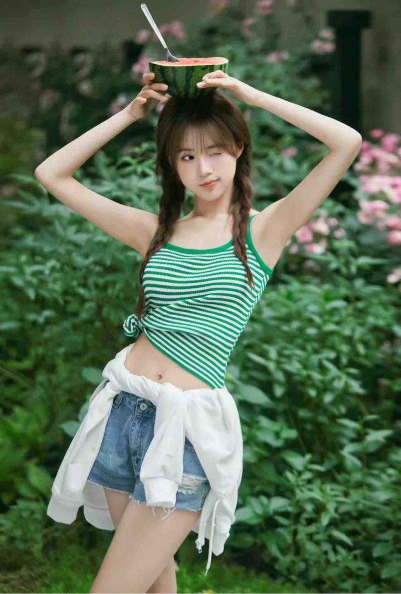 东莞外围 05年新人170学妹兼职 高白纯细腰筷子腿