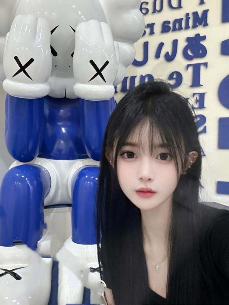 南京外围 04在校生兼职天然无整.酥胸真C大长腿相关配图