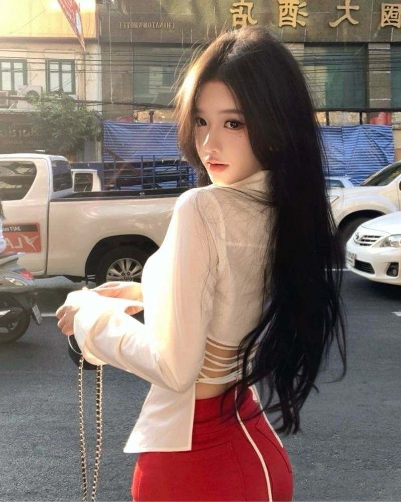 上海外围 08年175/88 快手小网红 极品高白纯美少女