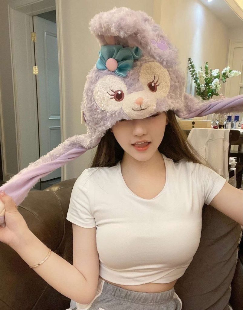 上海外围 08年175/88 快手小网红 极品高白纯美少女相关配图