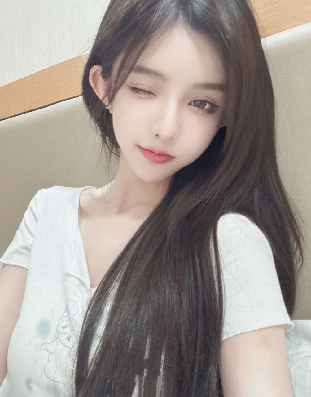 苏州外围 172/C 85斤长腿女神性感苗条