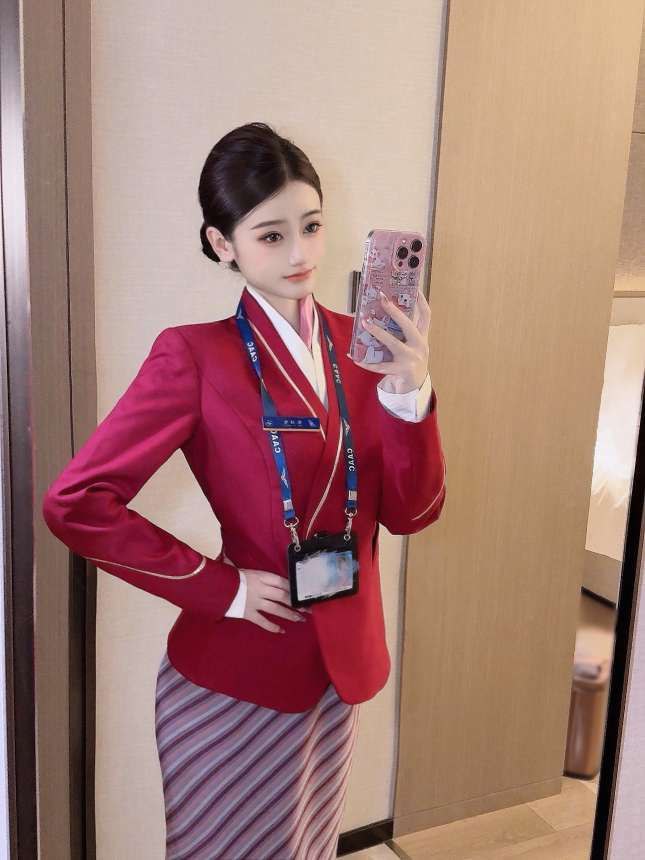 深圳外围 170/80空姐曼迪 身材纤细 面容精致