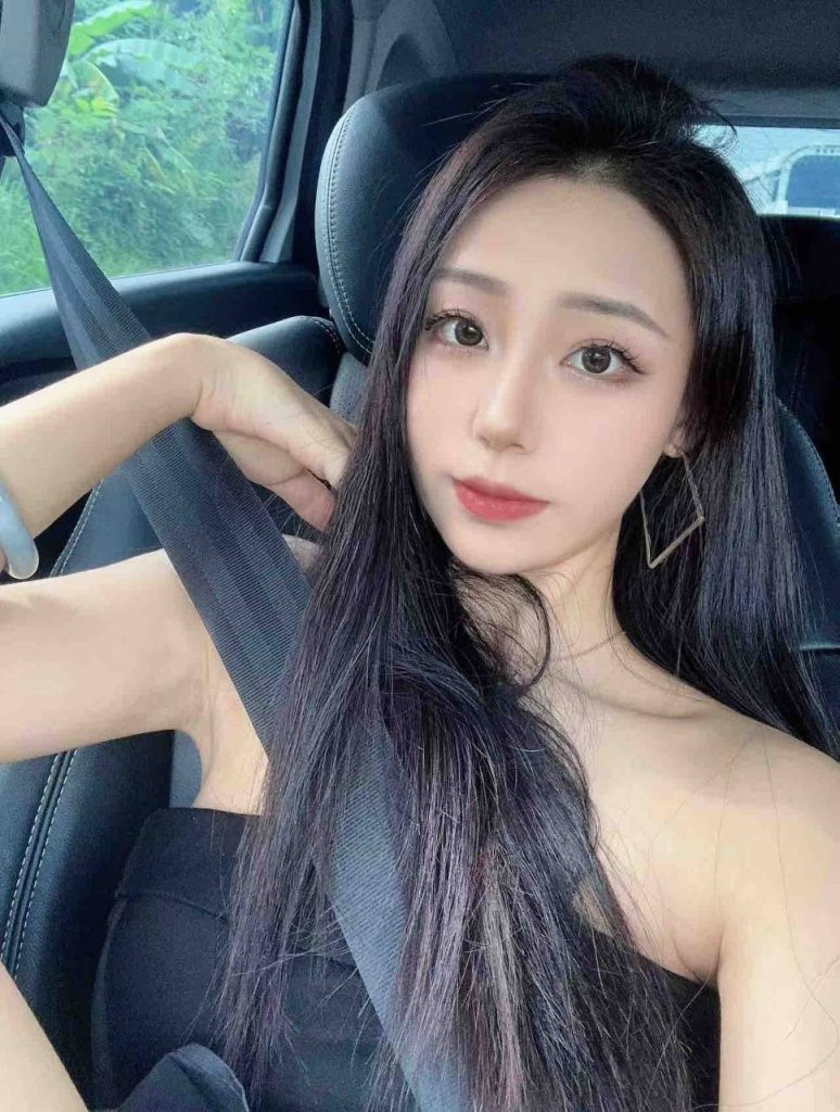 上海外围 02年留学生 高素质性格温柔你的完美女友相关配图