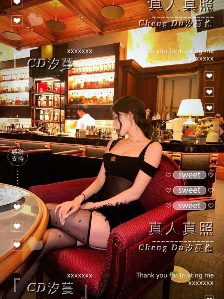 厦门外围 臀围98翘臀 筷子腿 全身雪白无瑕疵 可欲可纯 天然无整 高情商 幽默有趣 气质绝佳相关配图