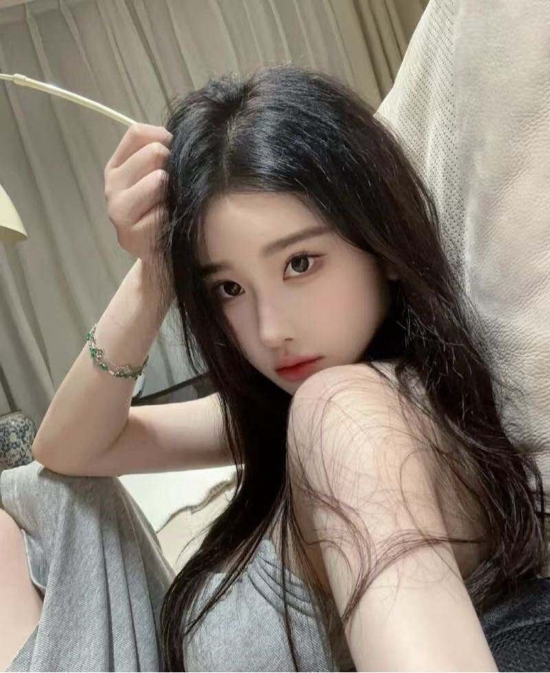 无锡外围 性感翘臀 甜美温柔 听话不催不事 可纯可欲 敏感多汁 全身雪白 无纹身相关配图