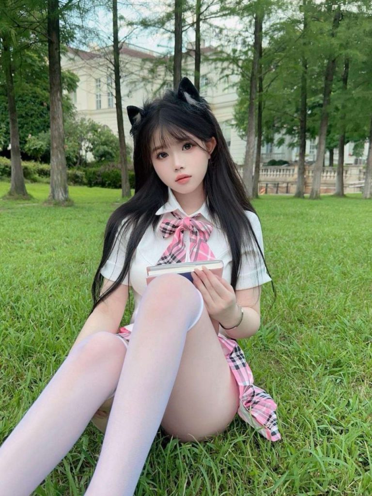 常州外围 纯欲女友风新人圈外兼职 可盐可甜 性格开朗 有耐心 态度好 积极配合各种姿势 会一字马相关配图