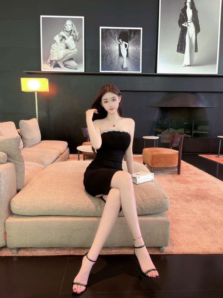 厦门外围 气质高挑洋气 腕线过裆 完美比例 性恪开朗爱笑 温婉大方 床上超一流体验相关配图