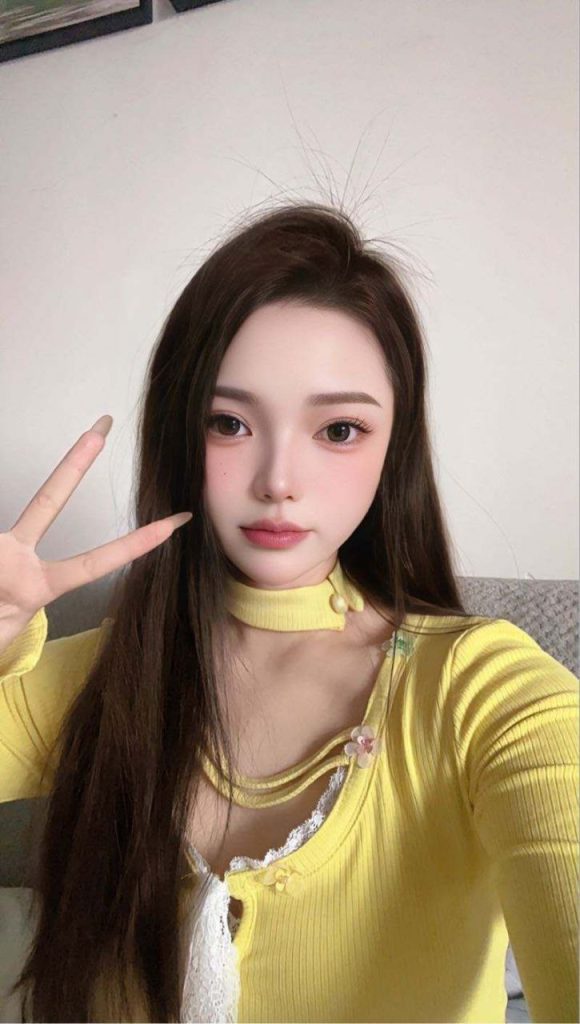 东莞外围 纯天然 皮肤雪白清纯甜美 听话乖巧 初次下水配合度高 全身无整 没纹身相关配图