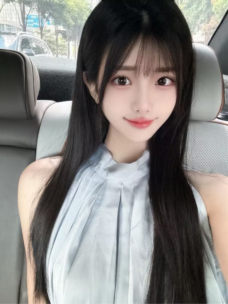 南昌外围学生妹 172/69 天然C 美少女 少女 大长腿相关配图