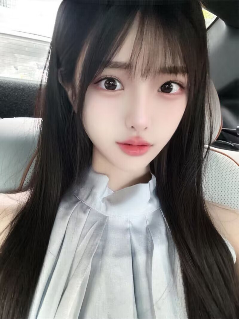 南昌外围学生妹 172/69 天然C 美少女 少女 大长腿相关配图