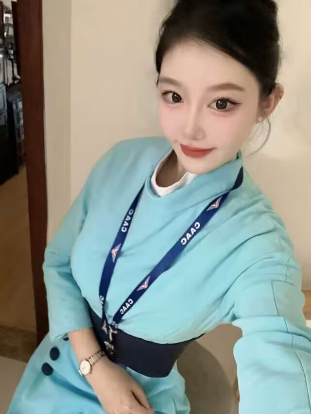 南昌外围学生妹 172/45 天然D 空姐 空乘 少女相关配图