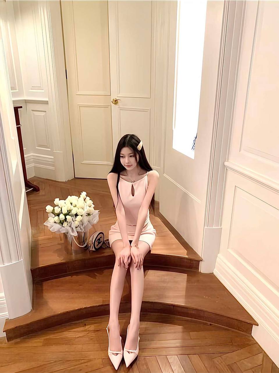 青岛外围学生妹 173/45 天然C 御姐 萝莉 巨乳相关配图