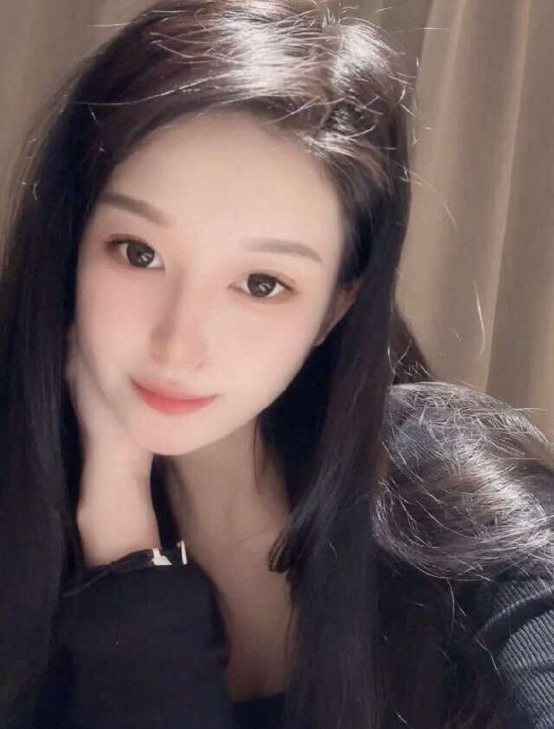 无锡外围04年女孩 170/88 天然D 宝藏女孩 可爱 新人相关配图