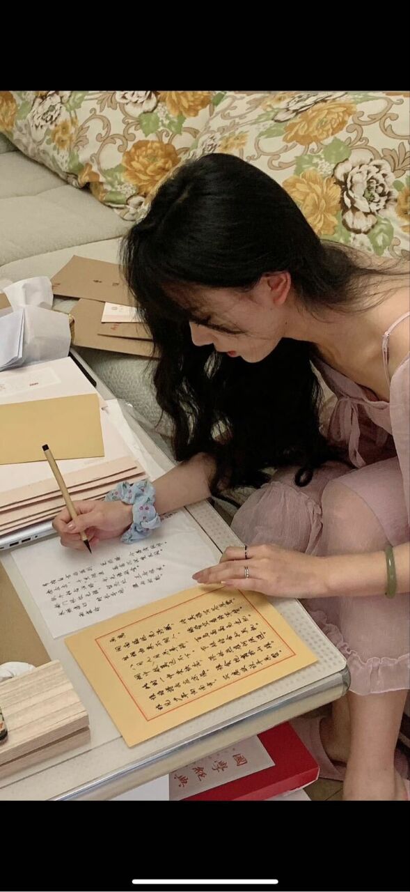 无锡外围04年女孩 170/88 天然D 宝藏女孩 可爱 新人相关配图