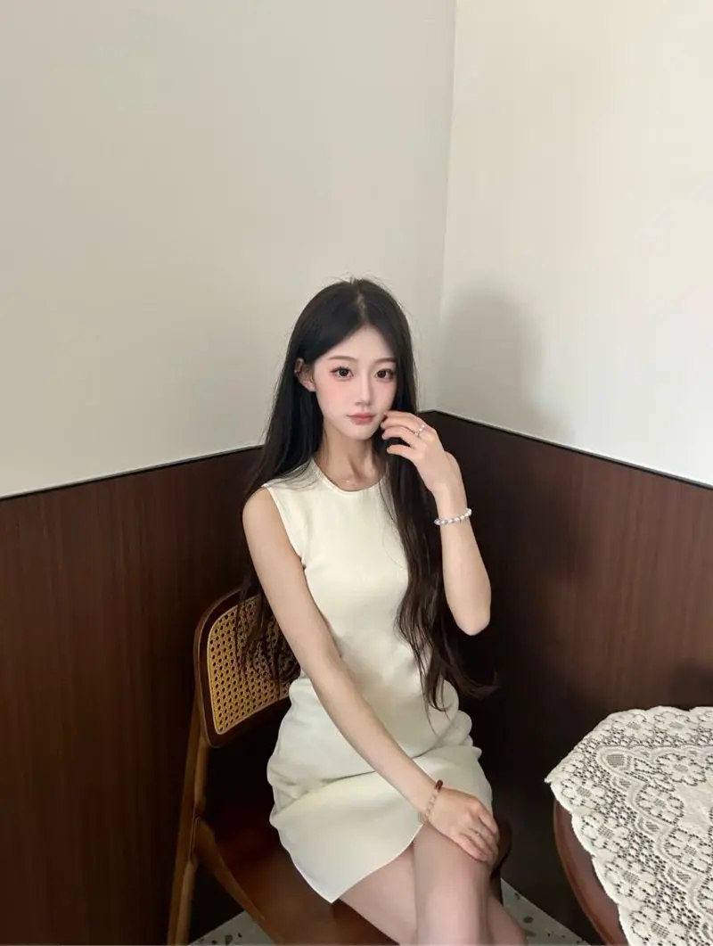 深圳外围06年纯欲 172/90 天然C 情趣 甜妹 丰满相关配图