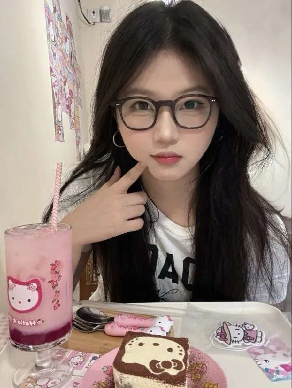 济南外围学生妹 170/90 天然C 萝莉 肤白貌美 初恋feel相关配图