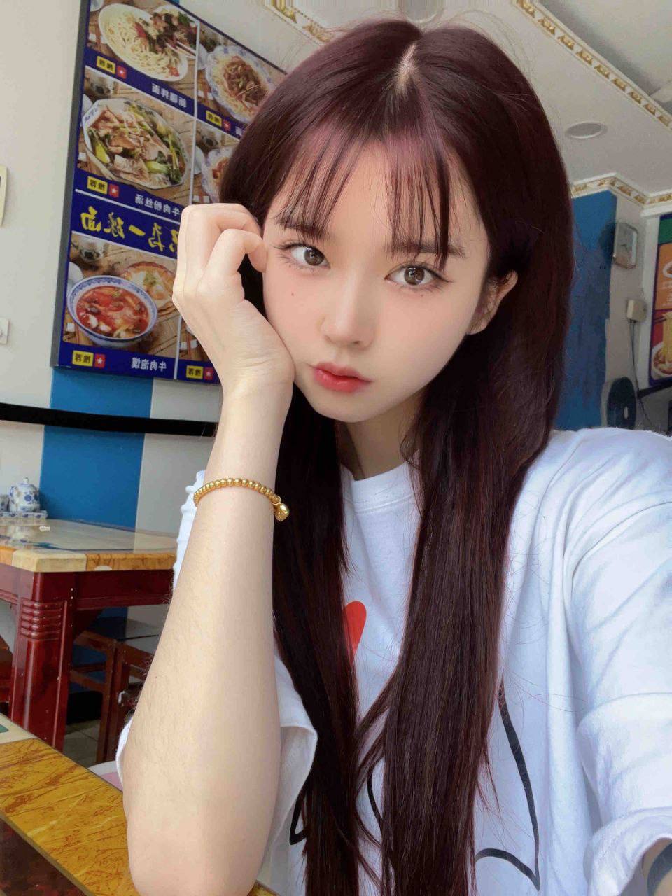 广州外围学生妹 168 天然D 御姐 萝莉 学生相关配图