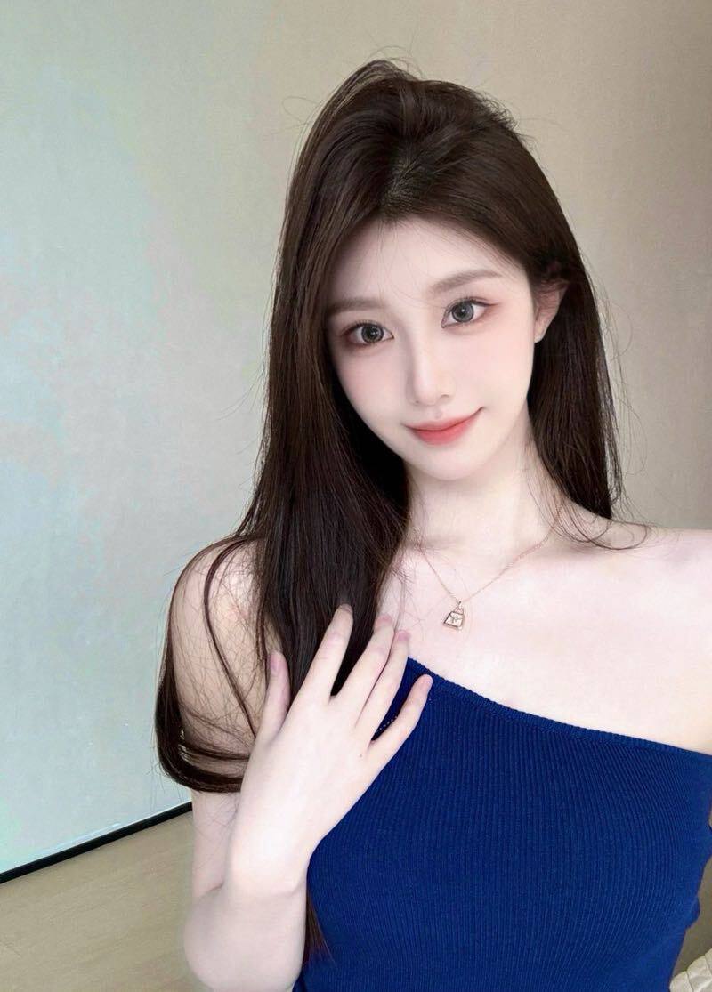 厦门外围模特 177/54 天然C 御姐 蜜桃臀 瘦小相关配图