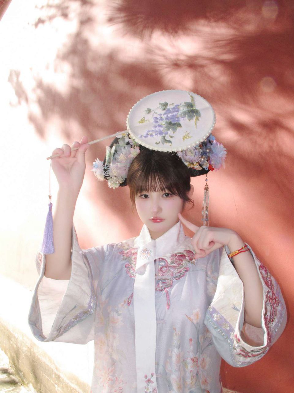 广州外围 甜心童颜巨乳初次大学生兼职 童颜巨乳06年 乖巧可爱 无纹身 三点粉嫩相关配图