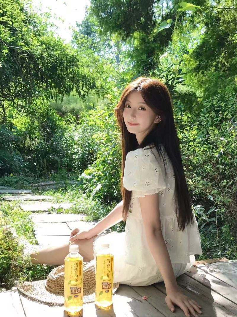 厦门外围 清麗脫俗 純天然極品 氣質天全身無整無紋身 完美身材比例 健身女神 圈外素人温柔可人 小鸟依人體現真實性  高相关配图