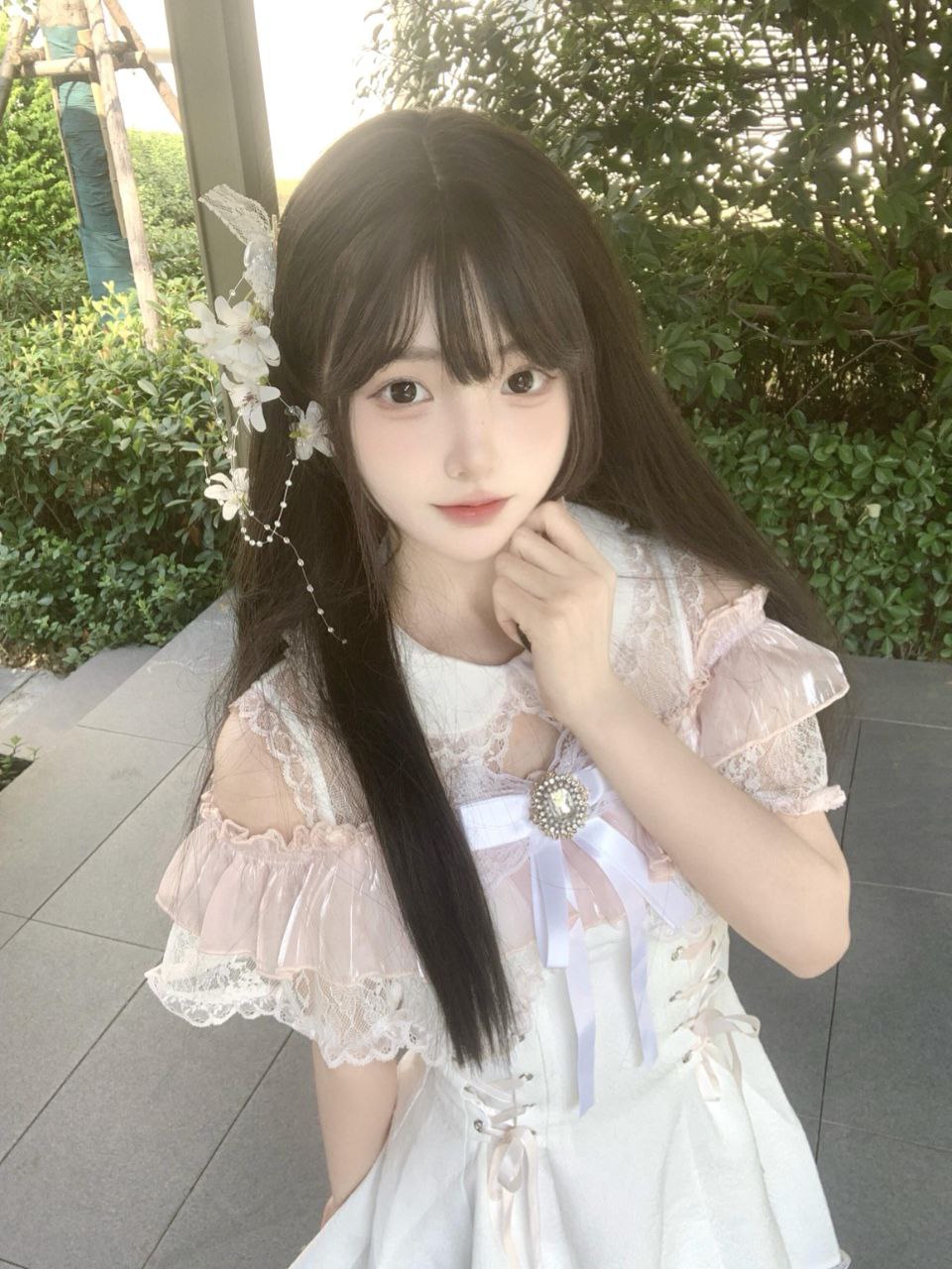 西安外围 三点一线粉嫩多汁 敏感体质 适合角色扮演 抱起来暴击二分钟可潮喷相关配图