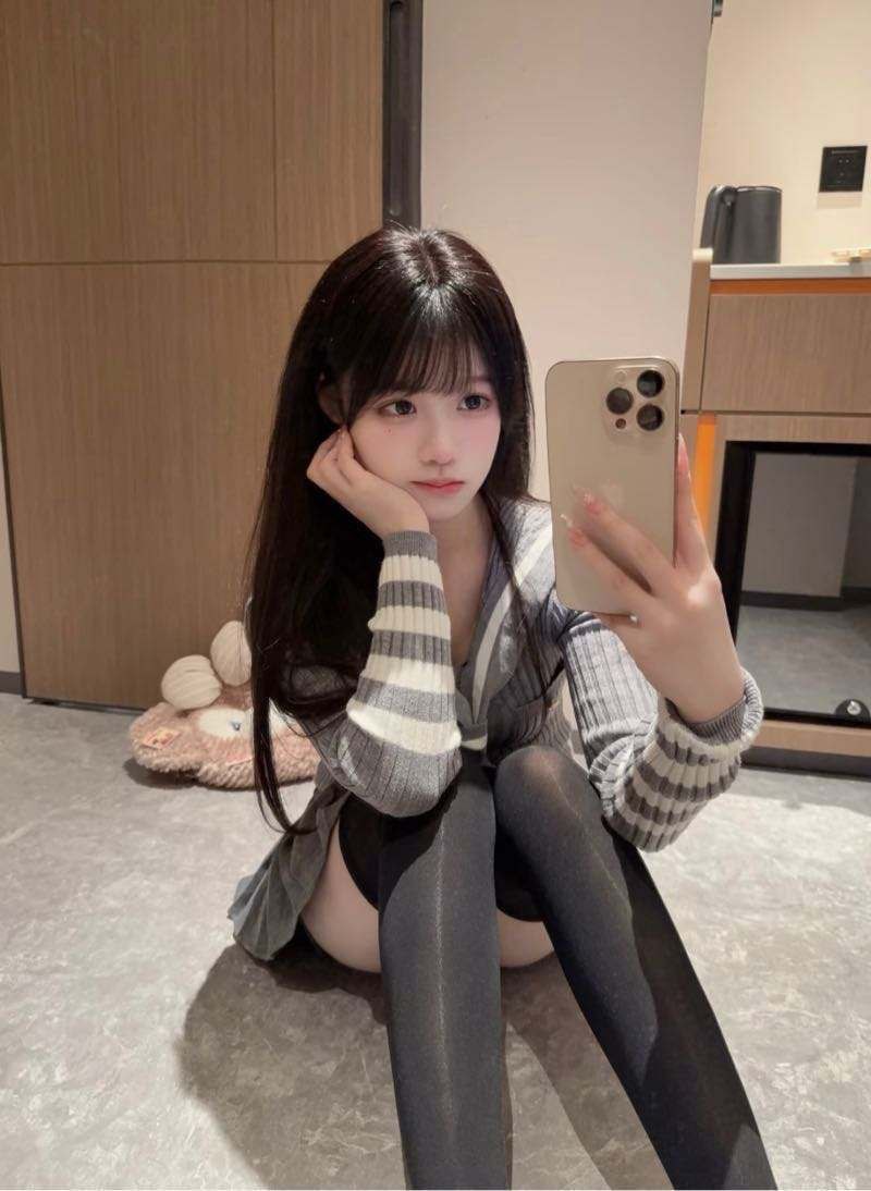 扬州外围艺术学院在校生真实05年身高168筷子腿大D奶cosplay首选初恋女友型甜蜜温柔不催相关配图