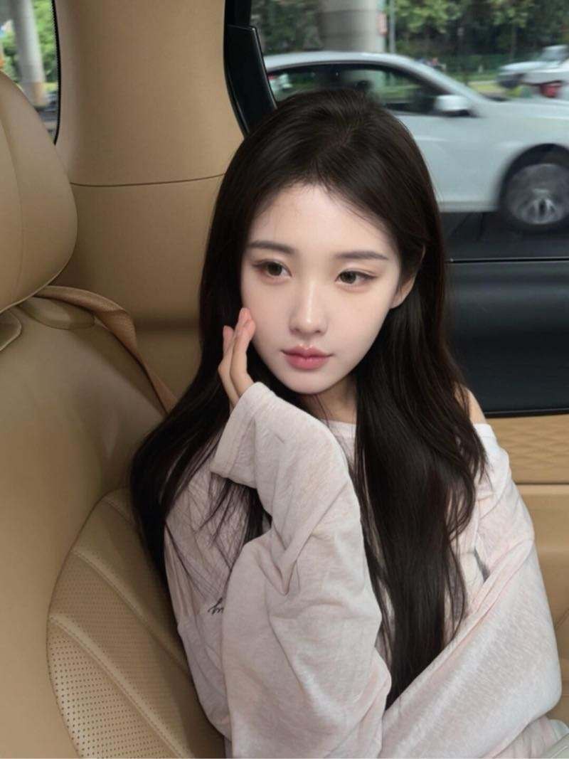 扬州外围体重86斤筷子腿皮肤白腻极品白小纯三点粉嫩女友感服务鸳鸯浴舌吻69相关配图