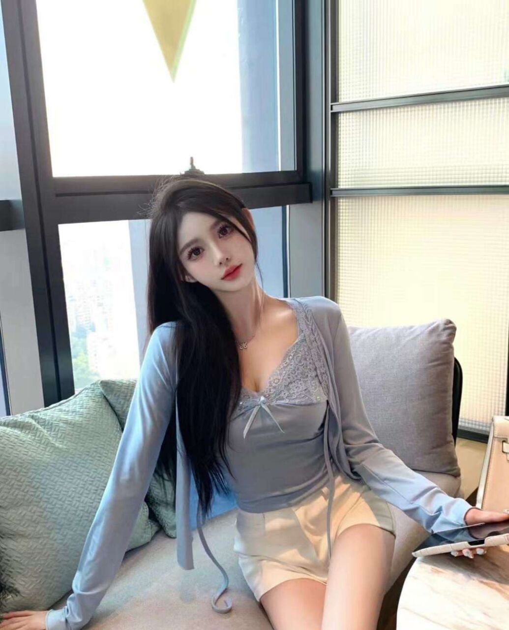 南昌外围学生妹 176/51 天然C 少女 细腰 jk相关配图