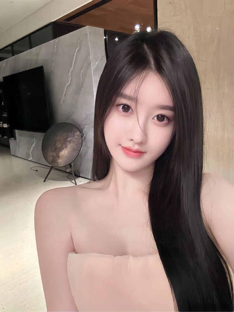 兰州外围纯欲 172/69 天然D 少女 大长腿 新人