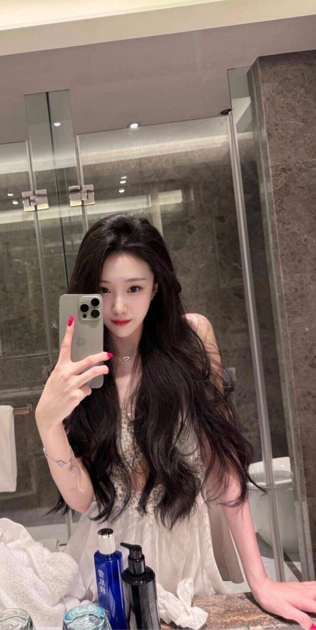 兰州外围御姐 175 天然A 洋气 淑女 时尚相关配图