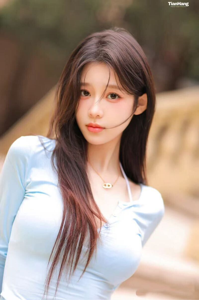 兰州外围纯欲 170/100 天然E 大长腿 新人 女孩