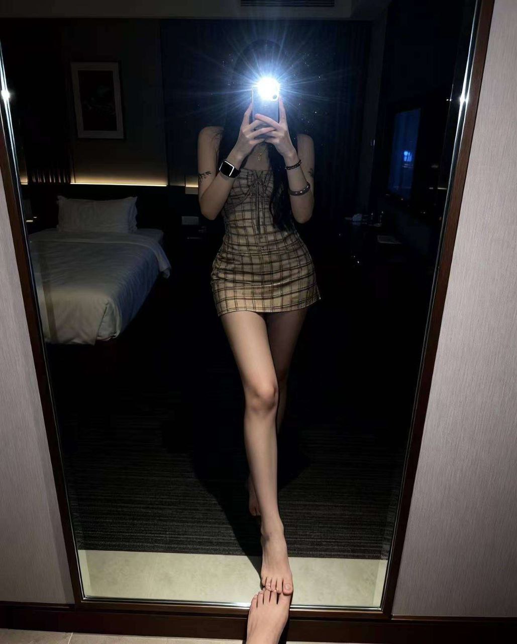 广州外围纯欲 175/95 天然C 少女 初恋feel 甜妹相关配图