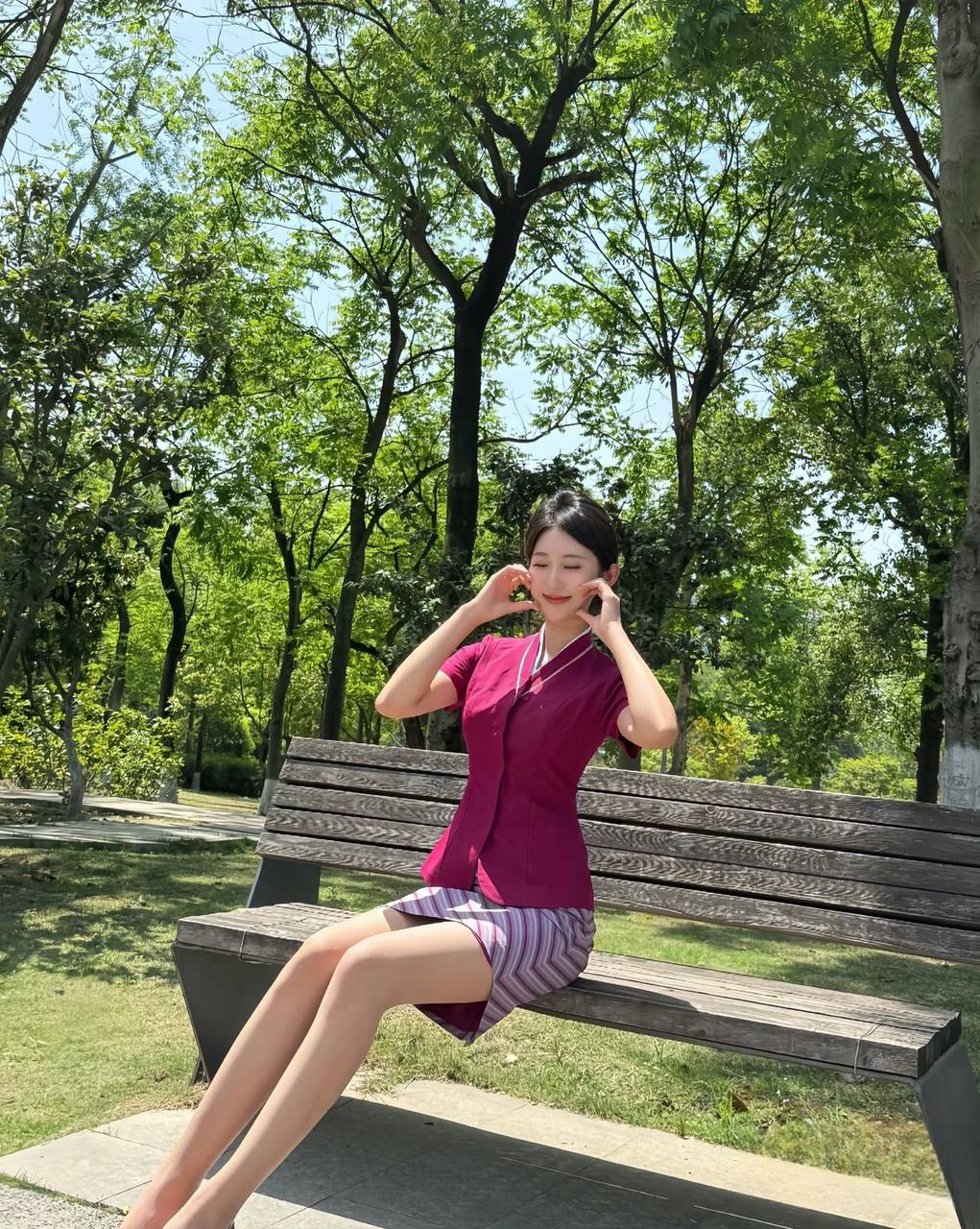深圳外围精致 173/97 天然D 洋气 制服相关配图