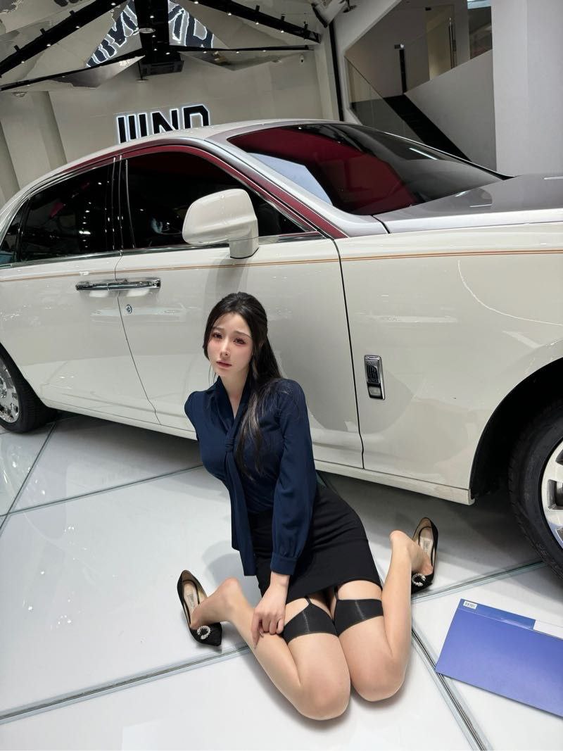 南京外围御姐 172/49 天然D 名媛 大长腿 蜜桃臀