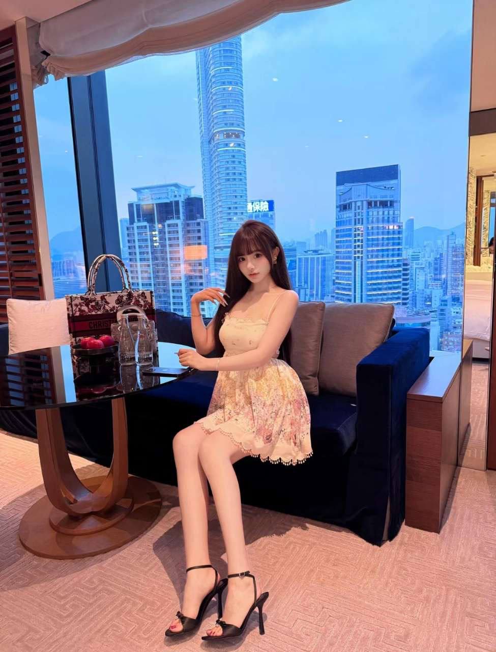 广州外围04年甜心 168 天然E 少女 初恋feel 可爱相关配图