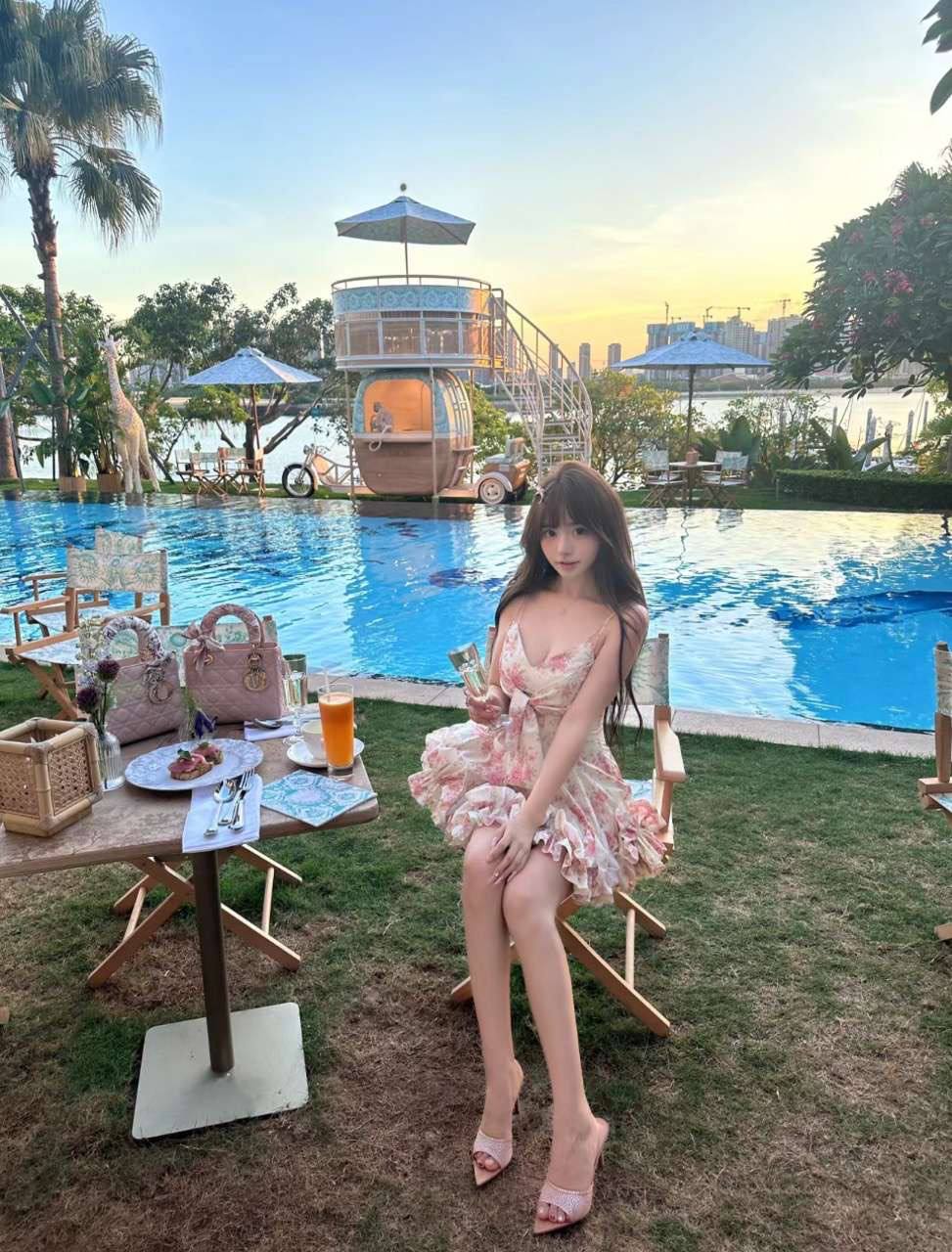 广州外围04年甜心 168 天然E 少女 初恋feel 可爱相关配图