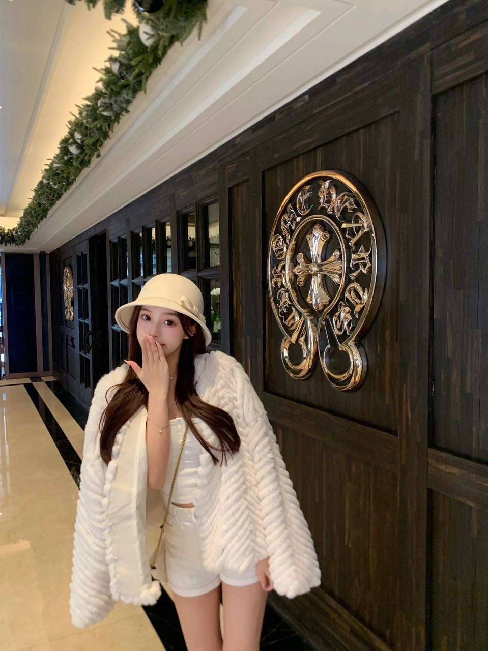 广州外围学生妹 170 天然D 纯欲 蜜桃臀 筷子腿相关配图