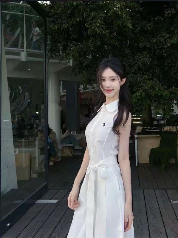 深圳外围学生妹 170 天然D 纯欲 少女 风格多变相关配图