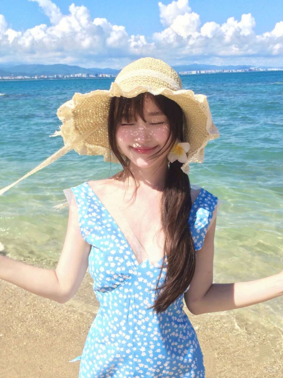 杭州外围学生妹 164/45 天然E 少女 巨乳 童颜巨乳